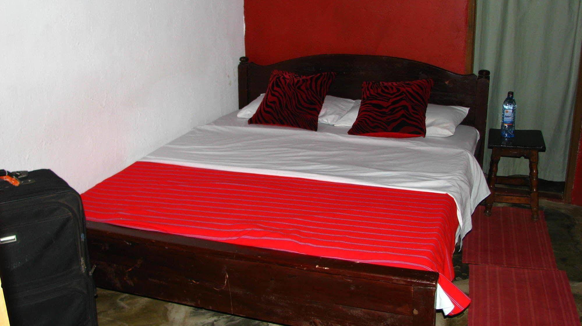 Hotel Maasai Simba Camp Amboseli Esterno foto